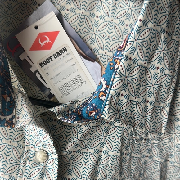 Gray Patterned Button-Up Shirt - Picture 2 of 3